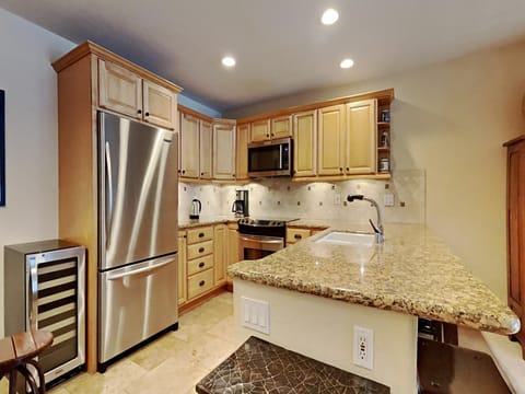 Full Size Kitchen for Coffee and Yummy Meals at Home