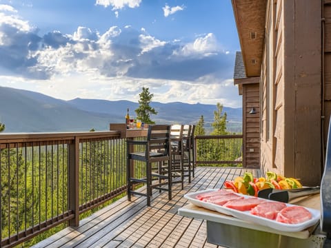 Outdoor Space for Grilling with stunning views