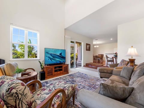 Large open living room.......