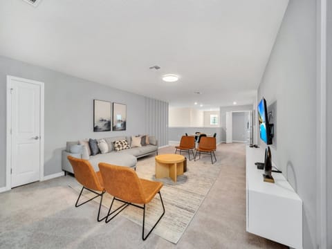 2089 Lelani Cir, Windsor Island_35.jpg