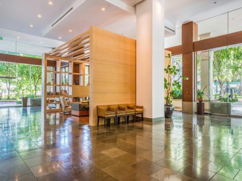 Allure Waikiki Lobby