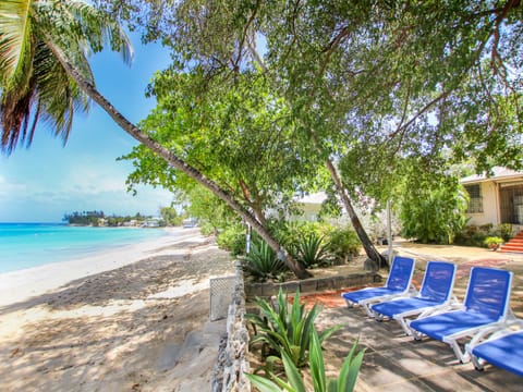 Welcome to Whitecaps! One of the few houses on the beautiful Mullins Beach