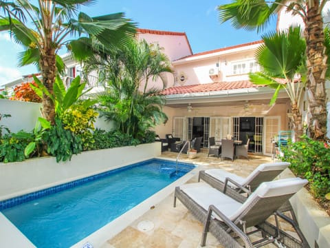 Enjoy sundowners, tan, go for a quick dip, or just relax with a book.. this is the perfect holiday spot!