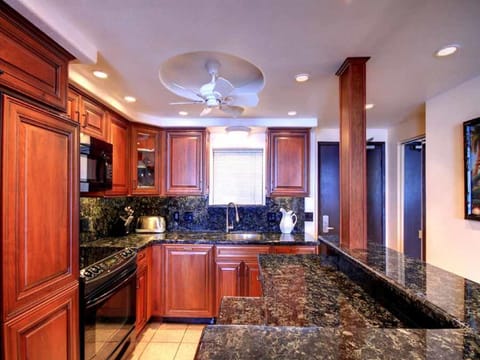 14 KIHEI BEACH, #409