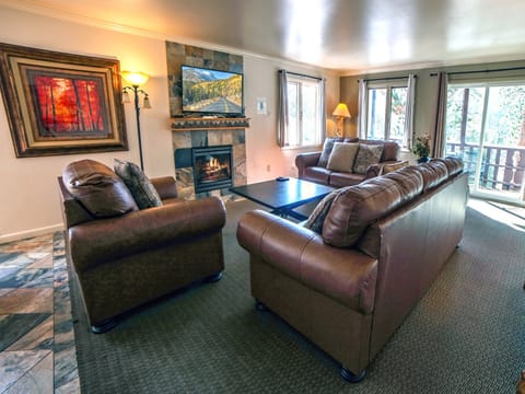 Living Room with Gas Fireplace