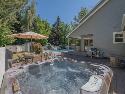 Year Round Private Hot Tub