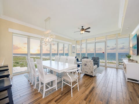 Phoenix Orange Beach II 405, Orange Beach, Alabama, beach front, 4 bedroom condominium on the 4th floor