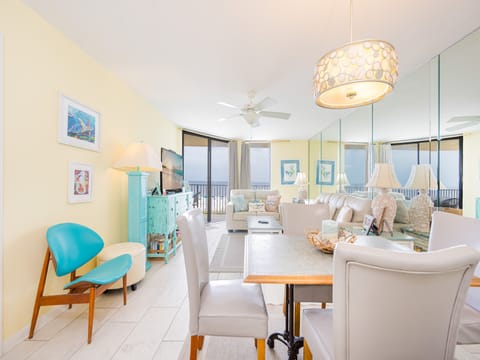 Phoenix V 213, Orange Beach, Alabama, beach front, 2 bedroom condominium on the 2nd floor