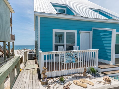 Pelican House, 24596 Cross Lane 1, Orange Beach, Alabama, beach front, 3 bedroom beach house