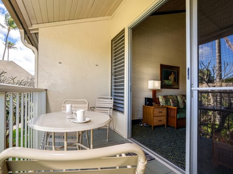 Private Lanai Perfect for Al Fresco Dining!