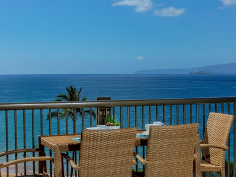 Beautiful mountain view from the lanai