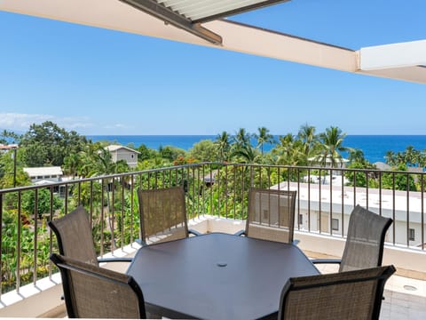 Enjoy the outdoor life in unit 705