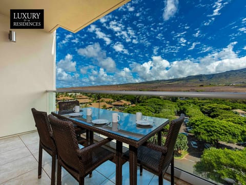 Aloha from the lanai!