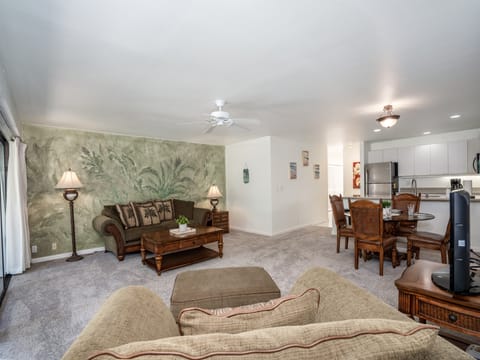 Open living space to enjoy your O'hana (family).