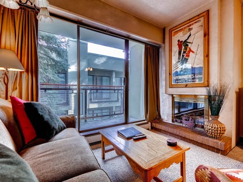 Cozy gas fireplace sleeper sofa - Park City Lodging-204 Edelweiss