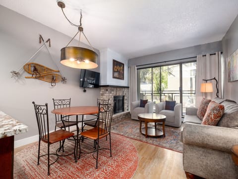 Bright open floor plan, just steps from Park City Mountain