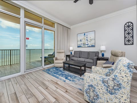 Phoenix Orange Beach 1103, Orange Beach, Alabama, beach front, 3 bedroom condominium on the 11th floor