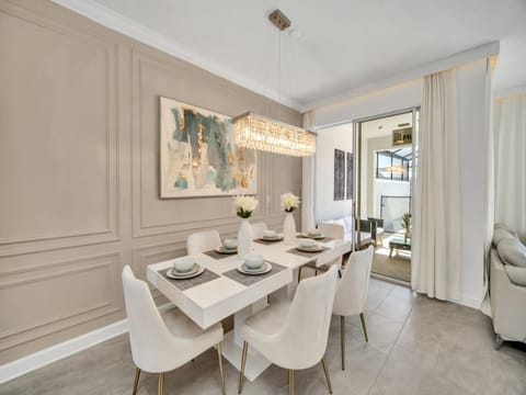 3007 Penelope Loop, Storey Lake_05.jpg