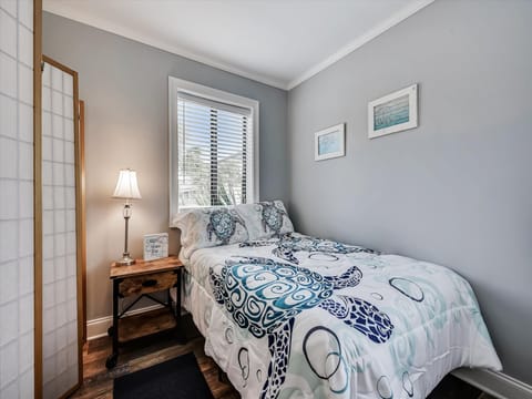 Queen bed