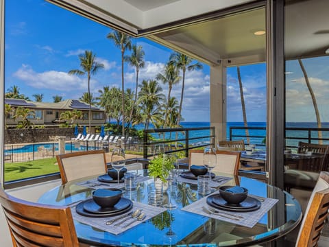 Private Lanai with Ocean Views!