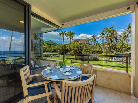 Dining for Four on the Private Lanai