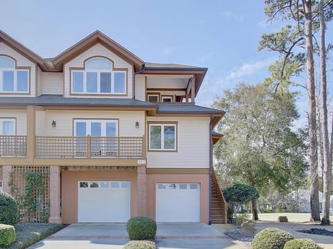 103 Genoes Point Rd Unit 2