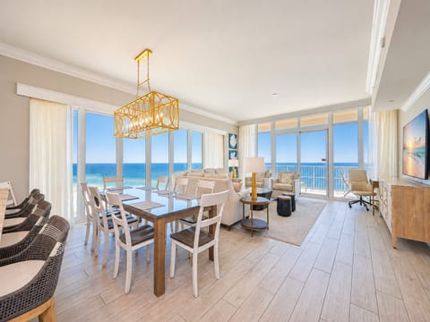 Phoenix Gulf Towers 904, Tower One, Orange Beach, Alabama, beach front, 4 bedroom condominium on the 9th floor