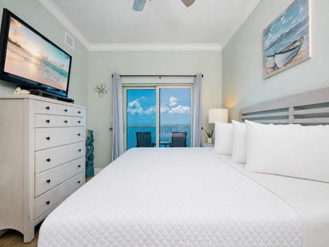Crystal Tower 2004, 1010 West Beach Blvd., Gulf Shores, Alabama, beach view, 2 bedroom condominium on the 20th floor