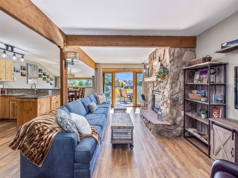 VP105 Village Point 3Br 3Ba
