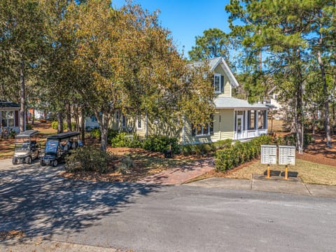 1299 Laurel Grove