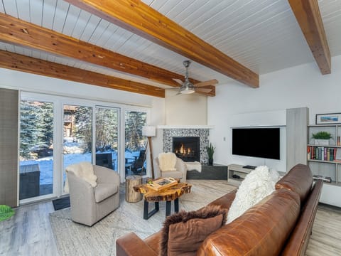 Open space with plenty of room for family gatherings.