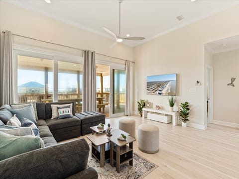 004 Purple Paradise Gulf View Living Room