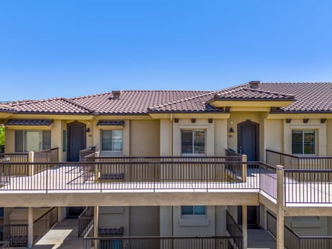 Side by Side Units - Top Floor