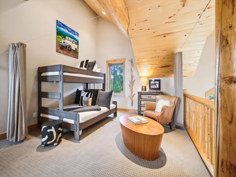 Loft - Frisco Fling - Frisco Vacation Rental