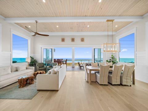 Laguna Sunset | Main Living & Dining Area | Panoramic Gulf Views | 2nd Floor