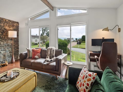 Enjoy the beauty of Lake Champlain from the living room