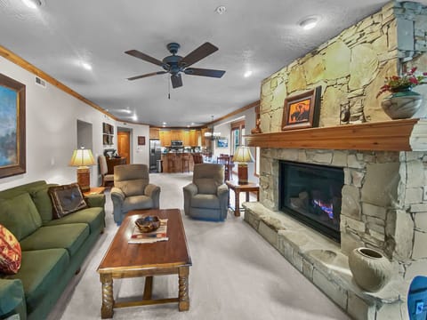 201 Town Pointe Escape! - a SkyRun Park City Property - Welcome to your peaceful mountain retreat!