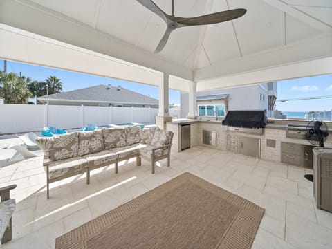 Pink Tequila Sunrise | Outdoor Entertainment Area | Heated Pool | Hot Tub | Outdoor Kitchen | Fire Pit