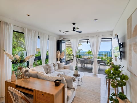 Exceptional 3-bedroom beachfront condo
