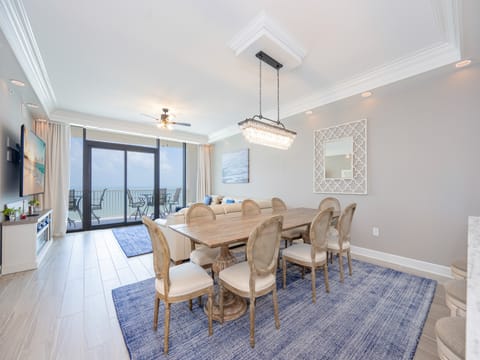 Phoenix Gulf Shores II 2104, Gulf Shores, Alabama, beach front, 3 bedroom condominium on the 21st floor