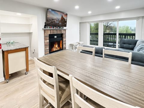 Dining table with 4 chairs