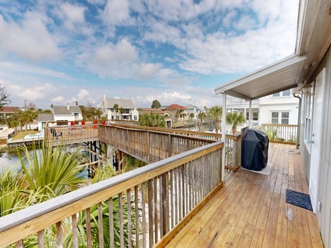 Holiday-House-02112025_153804