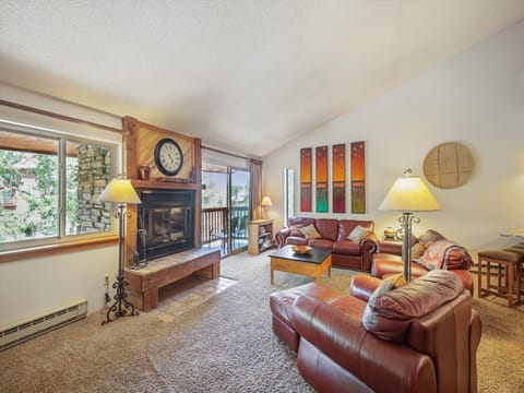 Living Room - Pine Ridge 11E - Breckenridge Vacation Rental