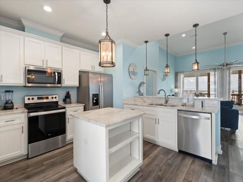 Dauphin Blue Fully Equipped Kitchen