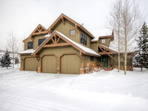 Exterior - Highland Greens 93 - Breckenridge Vacation Rental