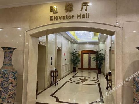 Hotel Interior/Public Areas