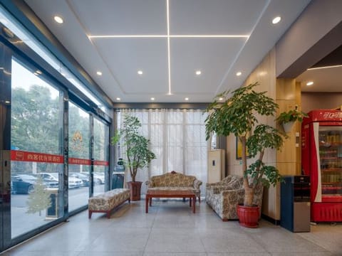 Fitness & Recreational Facilities