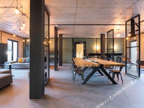 Hotel Interior/Public Areas