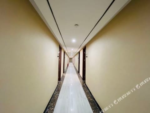 Hotel Interior/Public Areas