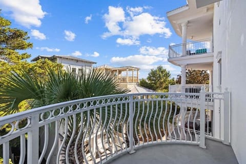 Private Master Balcony